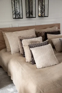 Andrea Pillow - Beige 45*45 cm