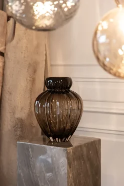Audrey Vase - Smokey brown Large