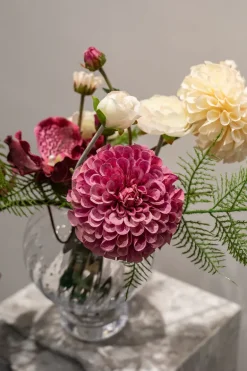 Buketter - Buket 43 - Stjernestrøet Flor