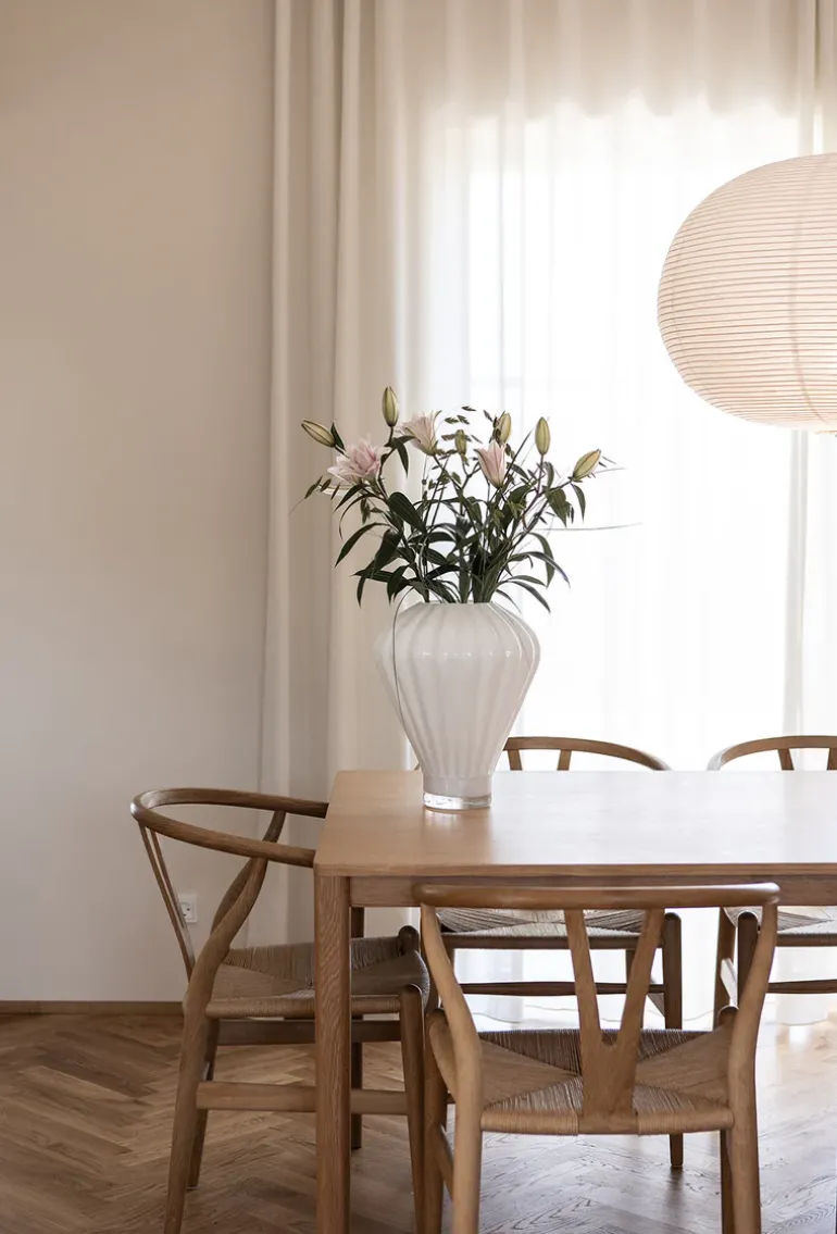 Evelyn Vase - Opal Large