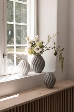 Flora Vase - Off White Small