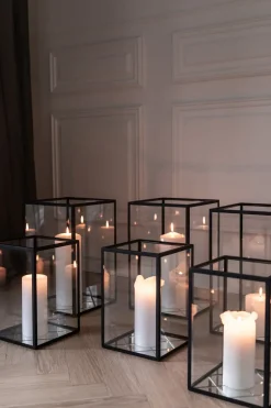 Harlequin Lantern - Clear Mirror, Black Frame Small (20*20*30)