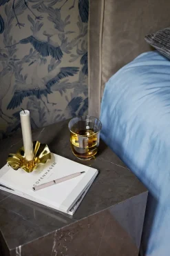 Lea Candle Holder - Golden