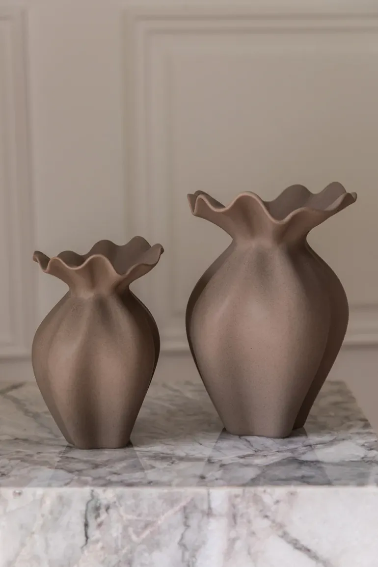 Nellie Vase - Brown Small