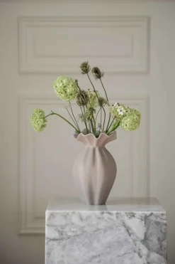 Nellie Vase - Sand Medium
