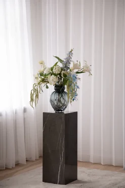 Phantom Cube Table - Lightning Pedestal