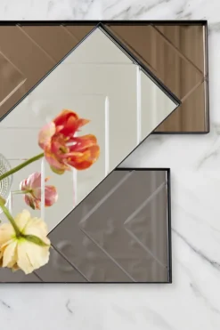 The Herringbone Tray - Clear Medium